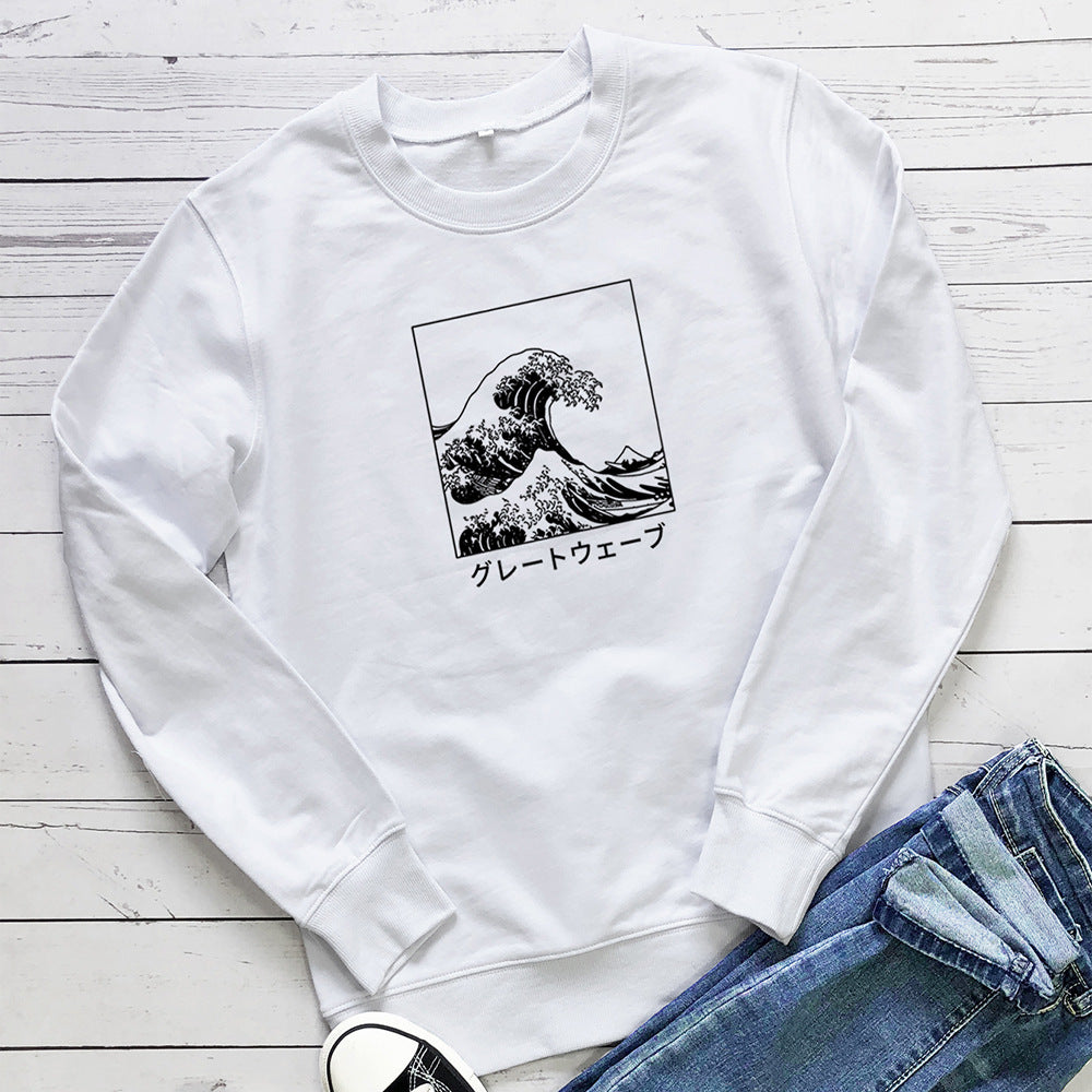 Round neck long sleeved sweatshirt